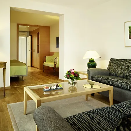 Stadt 4* Fribourg im Breisgau