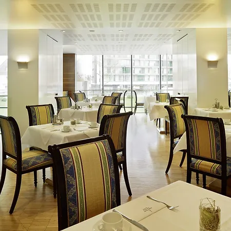 Hotel Stadt 4*