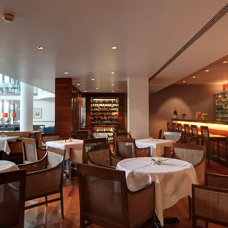 Stadt Otel 4*